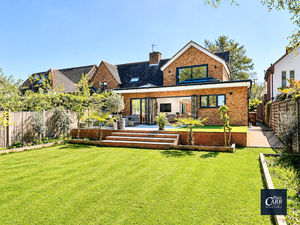 Photo 33- click for photo gallery